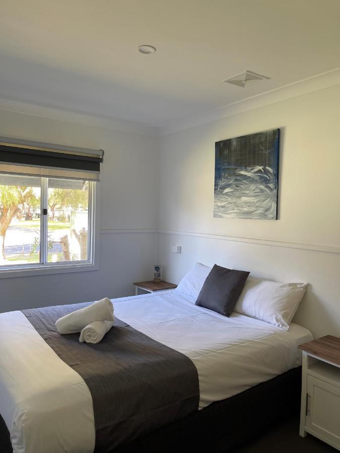 Busselton Jetty Chalets Exterior photo