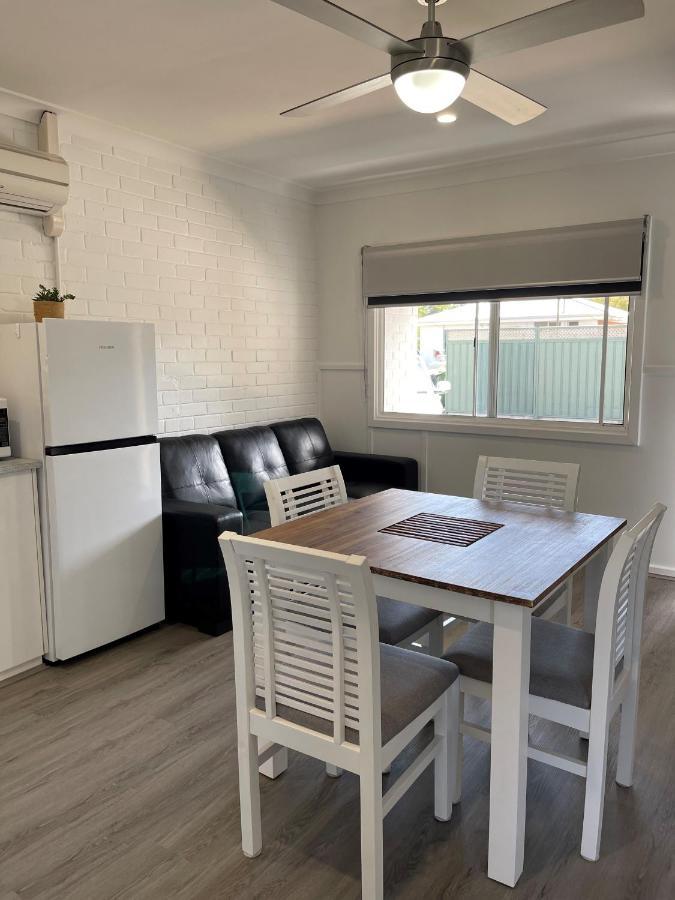 Busselton Jetty Chalets Exterior photo