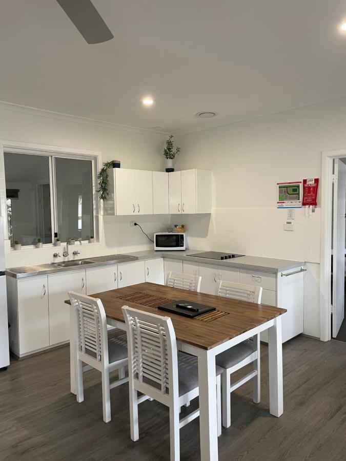 Busselton Jetty Chalets Exterior photo