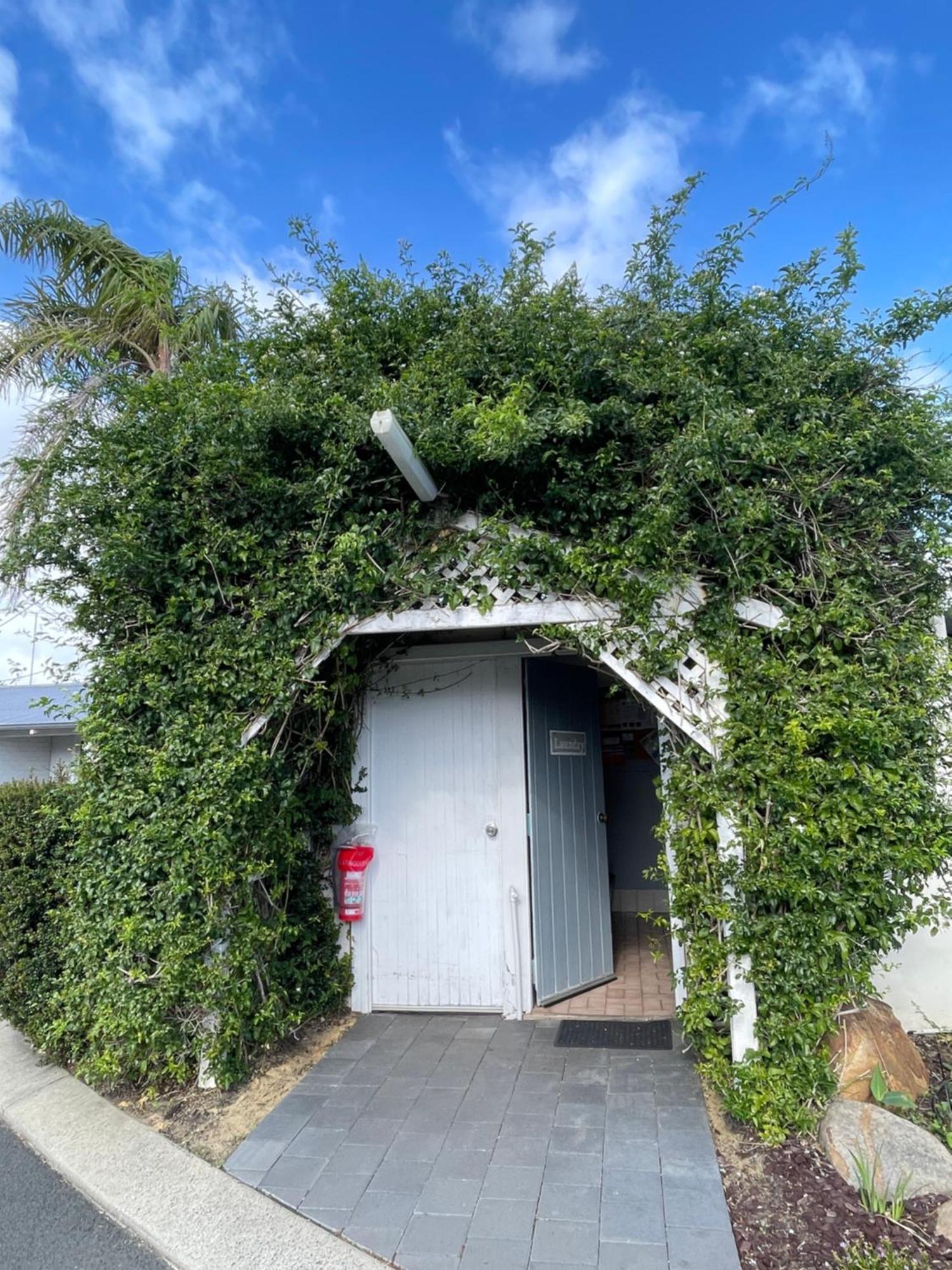 Busselton Jetty Chalets Exterior photo
